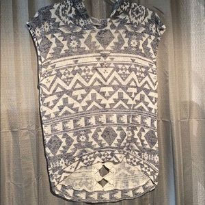 Pullover Sleeveless Shirt